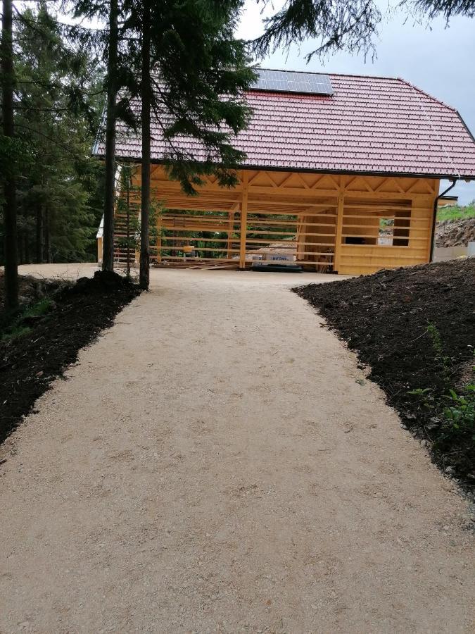 Kamp Beli Gaber Hotel Stari Trg pri Lozu Kültér fotó